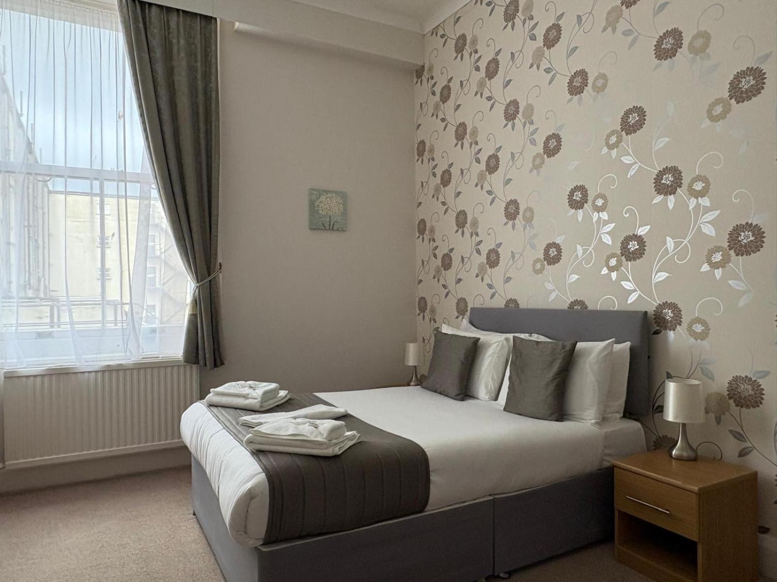 The Cumberland Hotel อีสต์บอร์น ภายนอก รูปภาพ