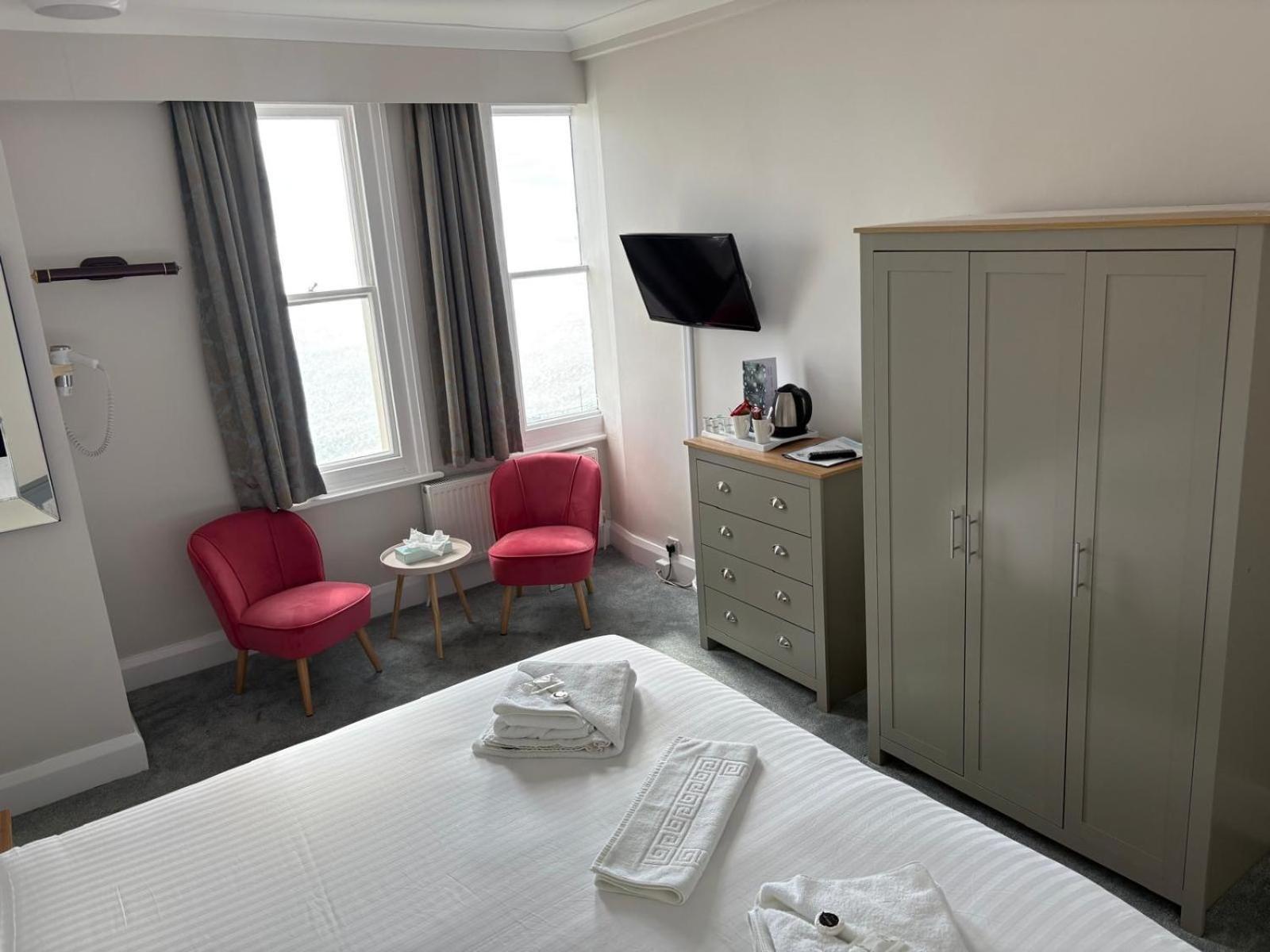 The Cumberland Hotel อีสต์บอร์น ภายนอก รูปภาพ